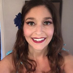 Meet your Posher, Catherine